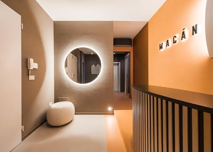 Macan Double Bologna